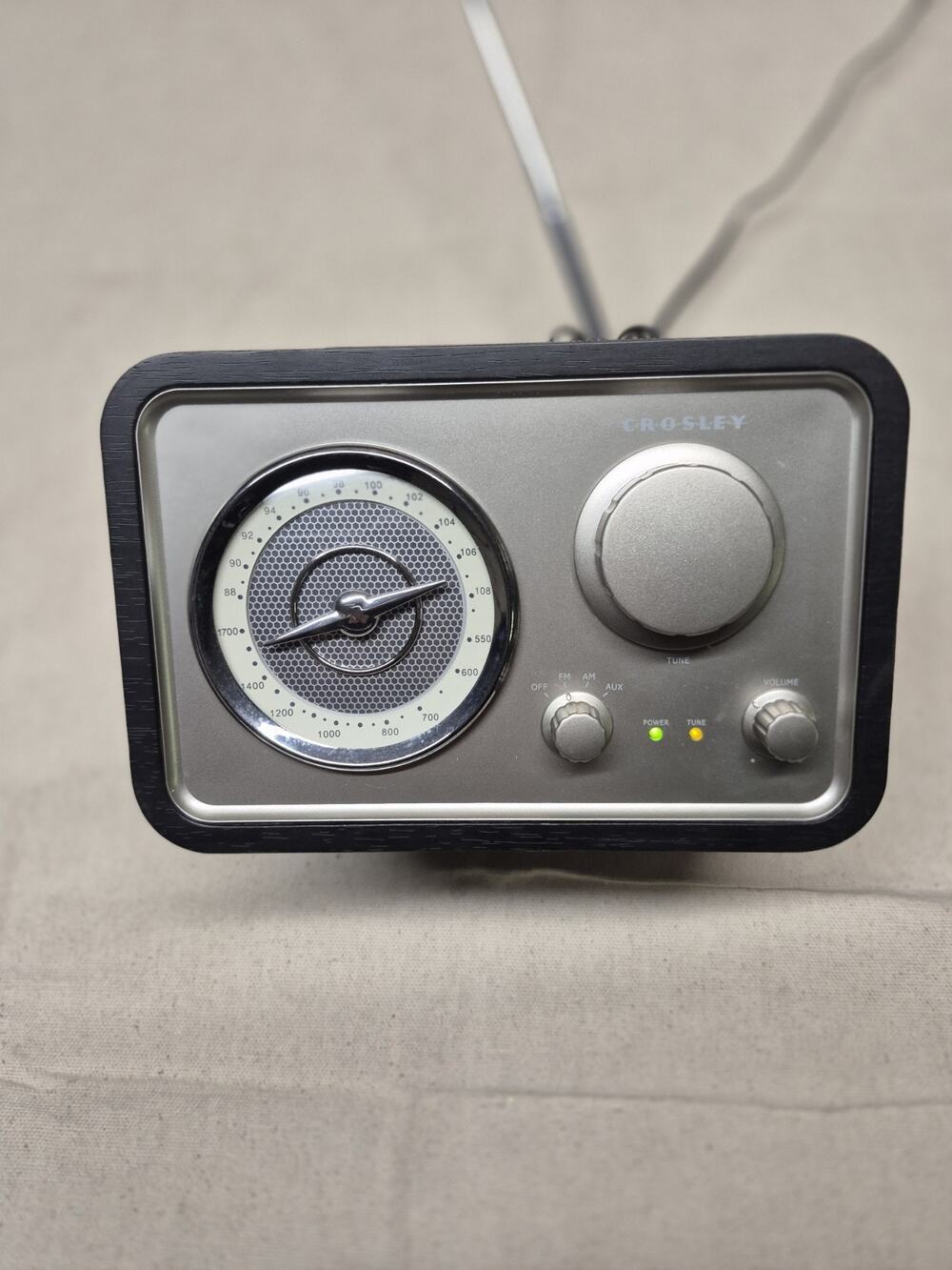 Crosley Radio CR221 Vintage Style Retro AM/FM Tabletop Black Works Great!